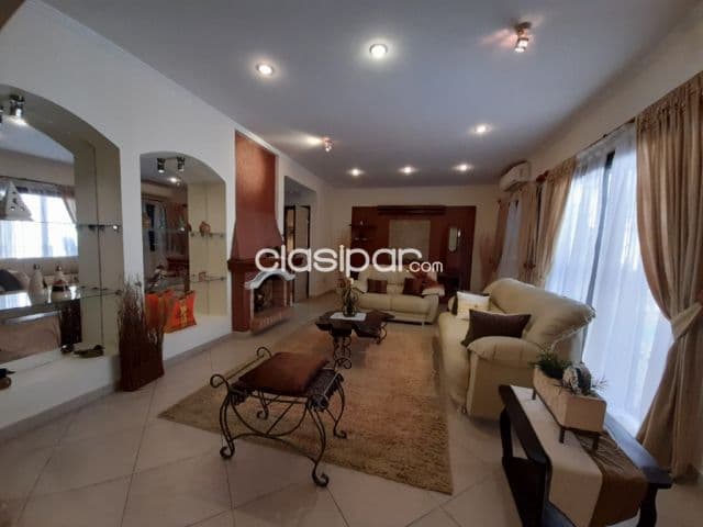 Alqulo casa en asuncion mburucuya cod 1068