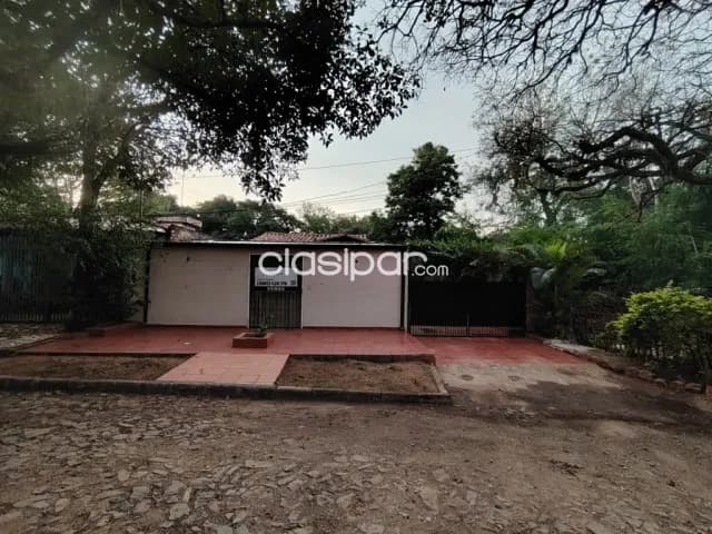 Casa de 2 dormitorios con Salon Comercial en Barrio Laurelty de San Lorenzo — foto 2