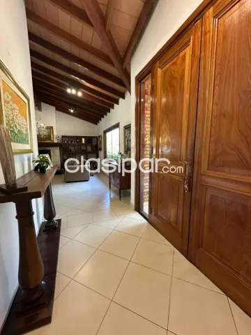 Casa en Alquiler de 4 hab, en condominio cerrado, Mariano Roque Alonso — foto 3