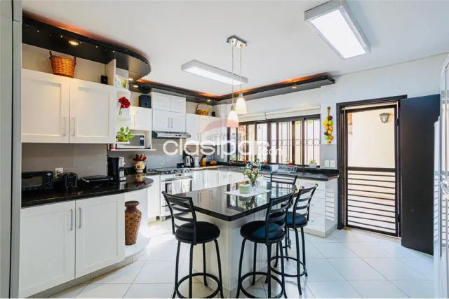 Casa de lujo de 906 m² en venta en el barrio Recoleta — foto 4