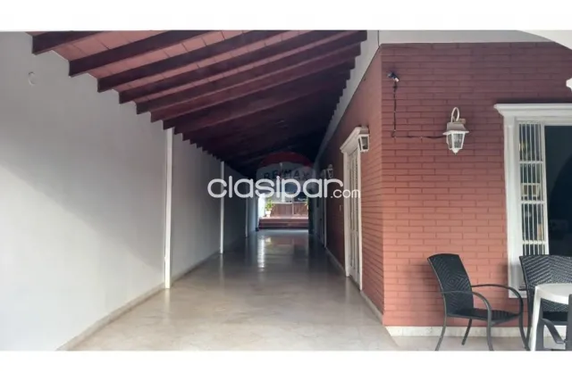 Amplia casa 2 plantas en vista alegre-asuncion c/5 hab.amplio patio y estacionamient, foto 2
