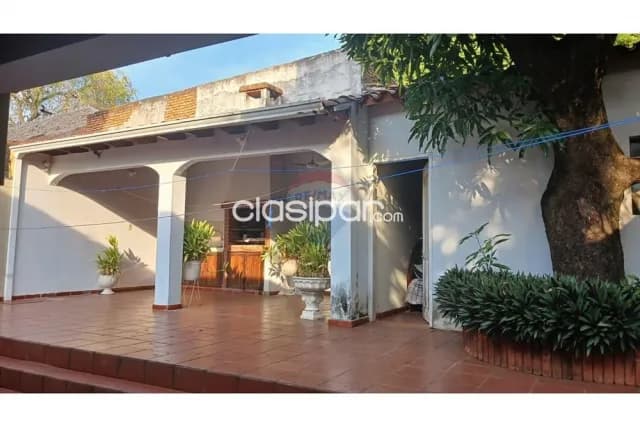 Amplia casa 2 plantas en vista alegre-asuncion c/5 hab.amplio patio y estacionamient, foto 3