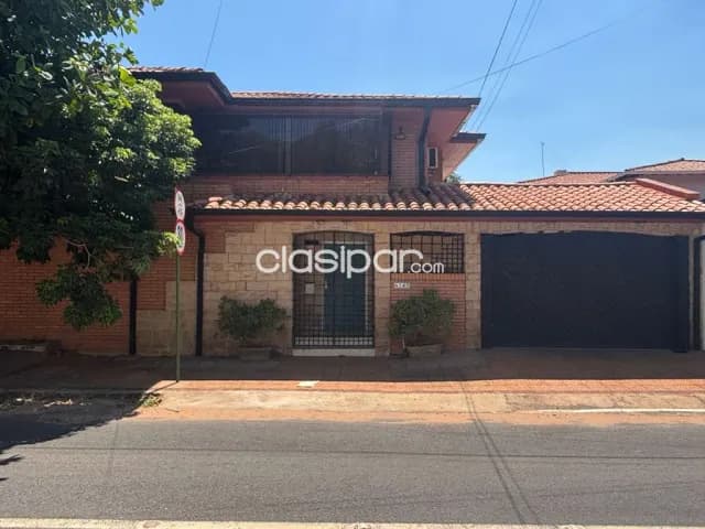REF. S102 - Alquilo Dúplex 3 Dormitorios 190 m2 barrio Mariscal Estigarribia Planta baja — foto 2