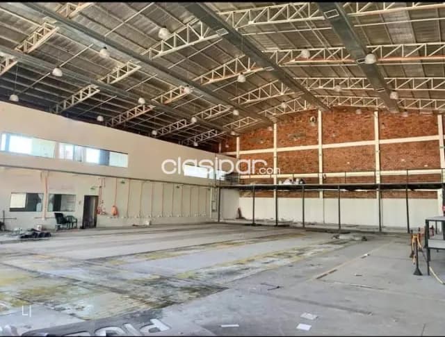 Z/ cit, prox. Mme lynch: Gran depósito comercial, 1.200 m2, oficinas modernas, estacionami, foto 3