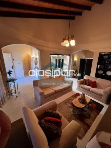 GRAN PROPIEDAD EN VENTA – Lambaré, Barrio Mcal. López, foto 4