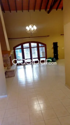 HERMOSA CASA EN VENTA – Asunción, Barrio Santa Librada 🏡 📍 A 100 mts de la Av. Perón — foto 5