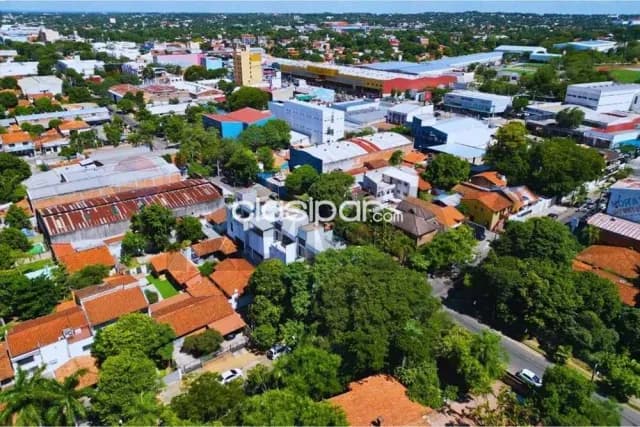 Terreno 438 m² en Los Laureles – Zona estratégica — foto 2