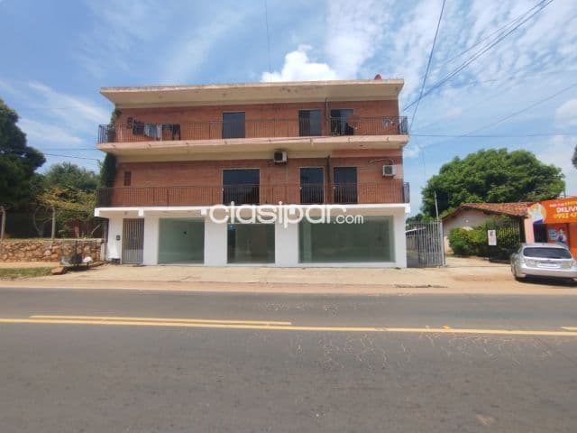 salón comercial — foto 1