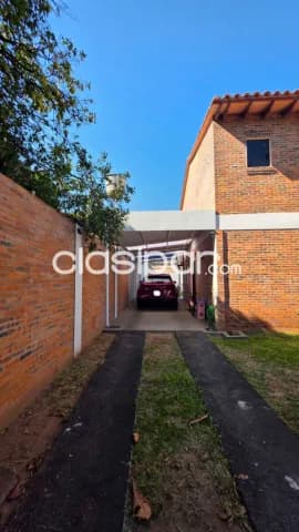 Amplia casa en venta - Luque, foto 5