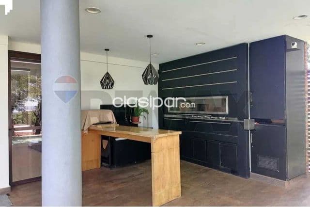 Casa moderna con vista al Lago Ypacaraí
