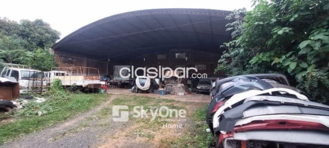 Tinglado con amplio terreno — foto 1