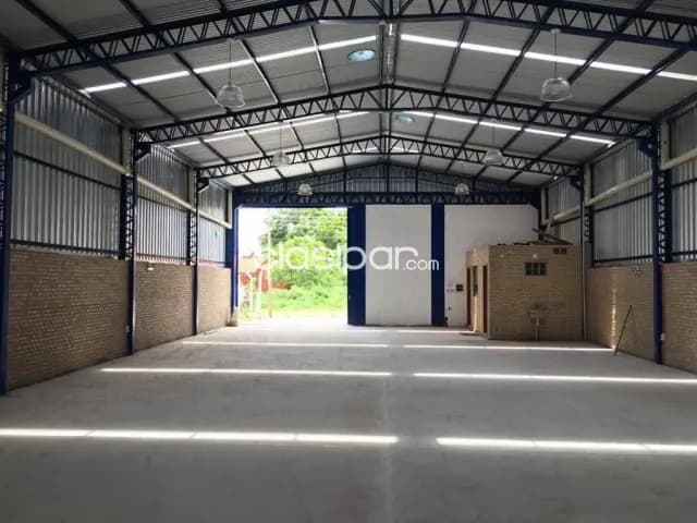 Deposito de 276 m2 con oficinas en zona Palacio de Justicia de San Lorenzo, foto 5