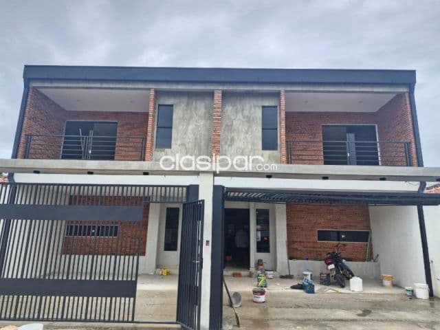 Duplex en villa adela, Luque cod 6221