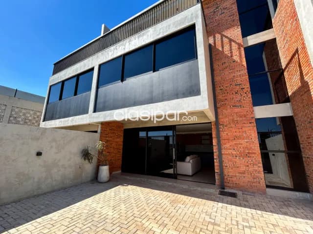 Tríplex ubicado en el Barrio San Francisco de Cambyretá, con vistas panorámicas, foto 2