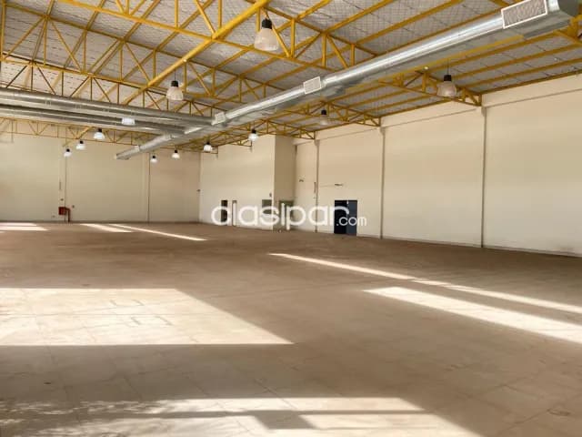 Showroom en coronel oviedo, foto 3