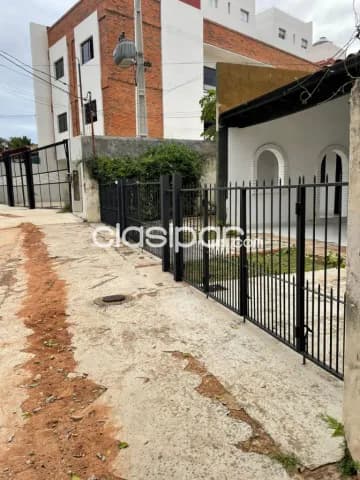 Z/molas lopez, Carmelitas: 366 m2, oportunidad, chalet a reciclar en venta, 230.000 usd — foto 3