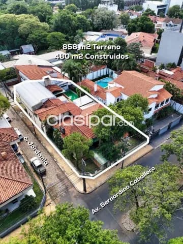 En Venta Gran Propiedad en Avenida Bernardino Caballero — foto 3