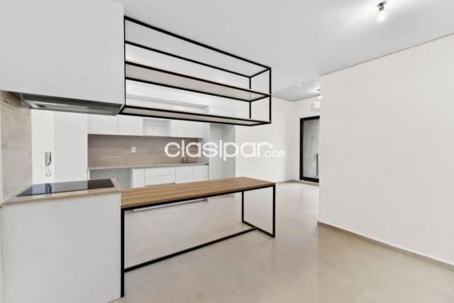 Departamento en edificio españa