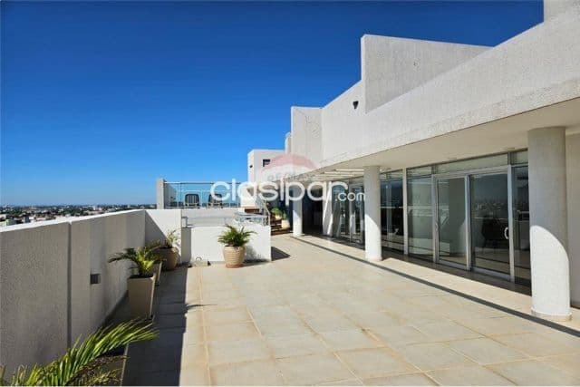 Oficina de 108 m² en Edificio Zenith con Financiación