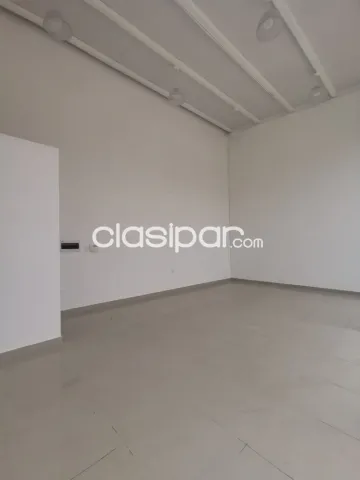 Salon comercial en Fernando de la Mora cod 6439, foto 4