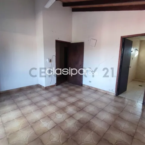 Vende residencia a refaccionar en barrio Sajonia, foto 4
