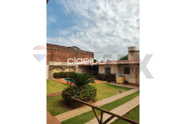 Amplia casa en Ciudad del Este