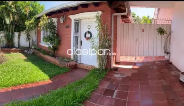 linda casa en barrio Nazareth, Asunción — foto 2