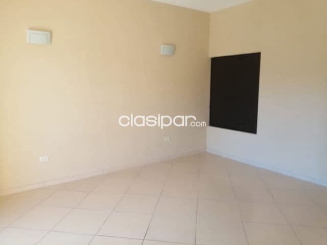 Duplex en Luque zona conmebol cod 3806