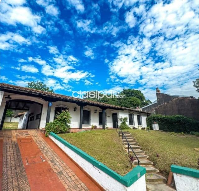 Bo Jara, vip: Casona colonial, 1.000 m2, amplios ambientes, 3 dormit, jardín, piscina