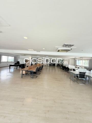 Oficina en asuncion zona galeria cod 6356
