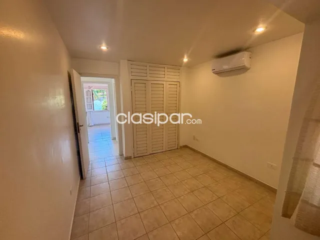 REF. S102 - Alquilo Dúplex 3 Dormitorios 190 m2 barrio Mariscal Estigarribia, foto 3