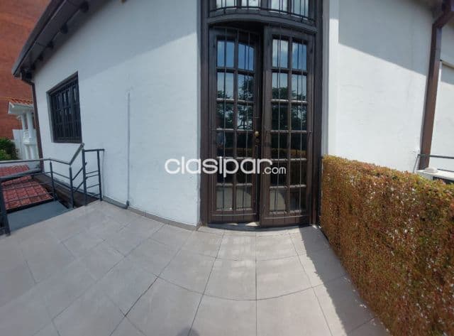Casa de 5 habitaciones IDEAL PARA OFICINA en barrio Ciudad Nueva de Asuncion, foto 1