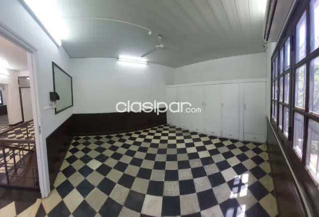 Casa de 5 habitaciones IDEAL PARA OFICINA en barrio Ciudad Nueva de Asuncion, foto 4