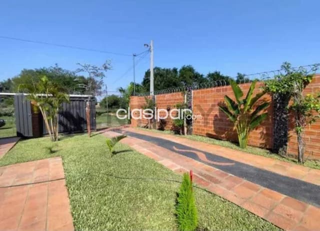 Casa quinta en ypacarai, a 5 minutos del centro de San Bernardino, foto 2