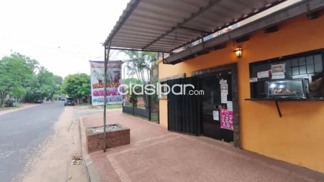 Amplia casa con 3 dormitorios y piscina en barrio santa ana, San Lorenzo — foto 3