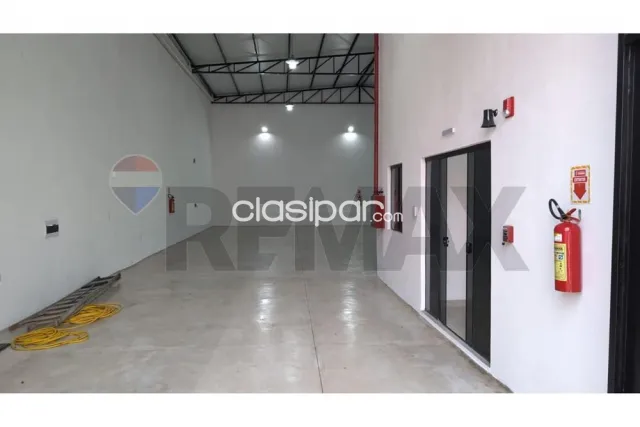 Depósito con oficina y amplio Showroom. A estrenar — foto 4