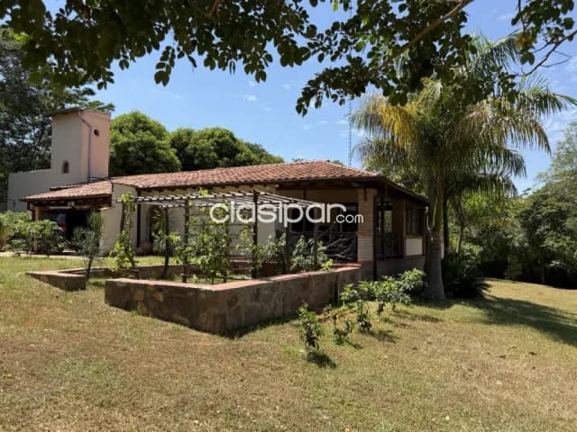 Finca en entorno natural cerca de Caacupé con 2,5 hectáreas y casa con encanto, foto 5