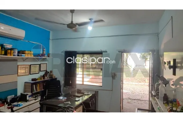 CASA CON SALONES COMERCIALES EN San Lorenzo 🏡✨ Propiedad para vivienda y potencial — foto 3
