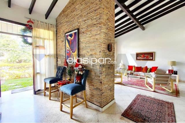 Casa c/piscina bo.san vicente s/felix bogado 3hab.y terreno 600 m2 listo p/habitar