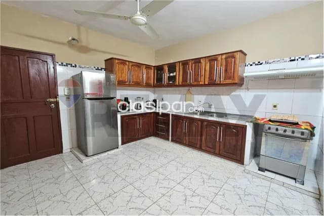 Moderna residencia de 2 niveles - barrio mbokayaty en venta, apta para crédito bancario!, foto 5