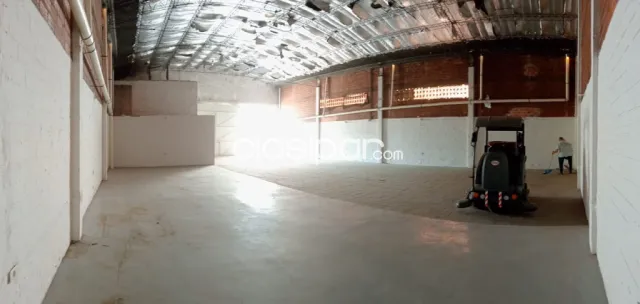 Bo Jara: Alquilo deposito multiuso, 400 m2 + oficina, expansión, 9.000.000 gs, foto 3