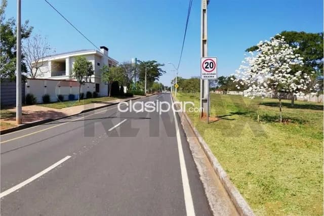 terreno en Barrio Cerrado en MRA Vendo terreno en Arapoty, el barrio cerrado está ub — foto 5