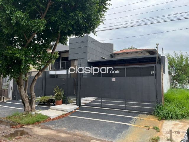 casa de 4 dormitorios frente al Cit cod 6451