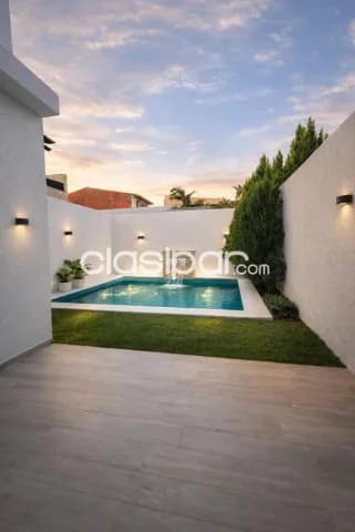 En venta casa pareada en el barrio Mburucuyá, foto 4