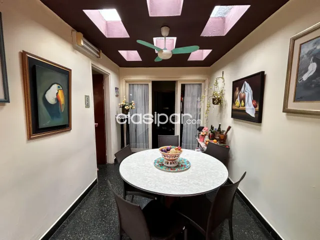 Residencia amplia ubicada en pleno corazón de la ciudad de Encarnación — foto 5