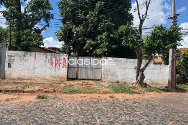 Terreno en esquina sobre avenida barrio san pablo — foto 2