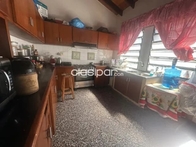 Casa en asuncion barrio mariscal estigarribia cod 6447, foto 3