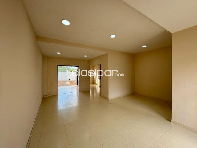 *Vendo dúplex en Lambaré (6 meses de uso) COD 6538*