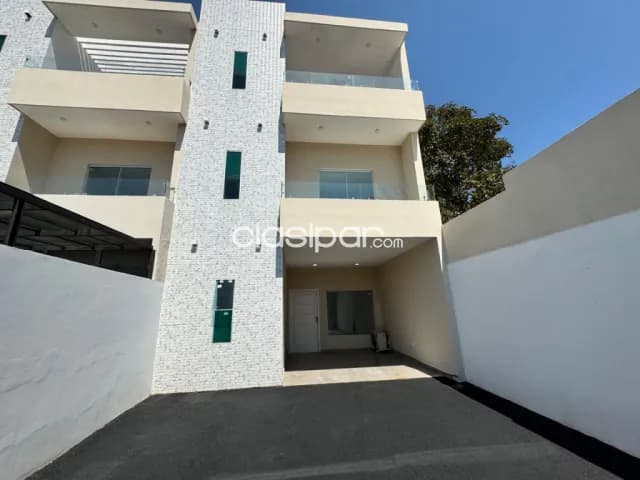 Triplex en Luque zona rakiura cod 2104, foto 2