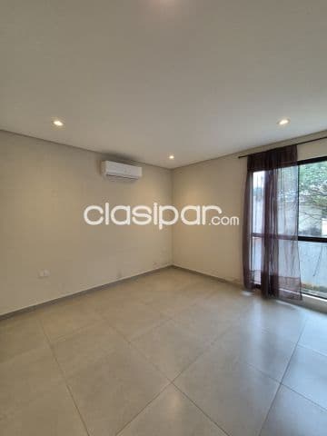 Duplex en Luque zona conmebol cod 6550